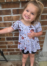 Load image into Gallery viewer, Peplums